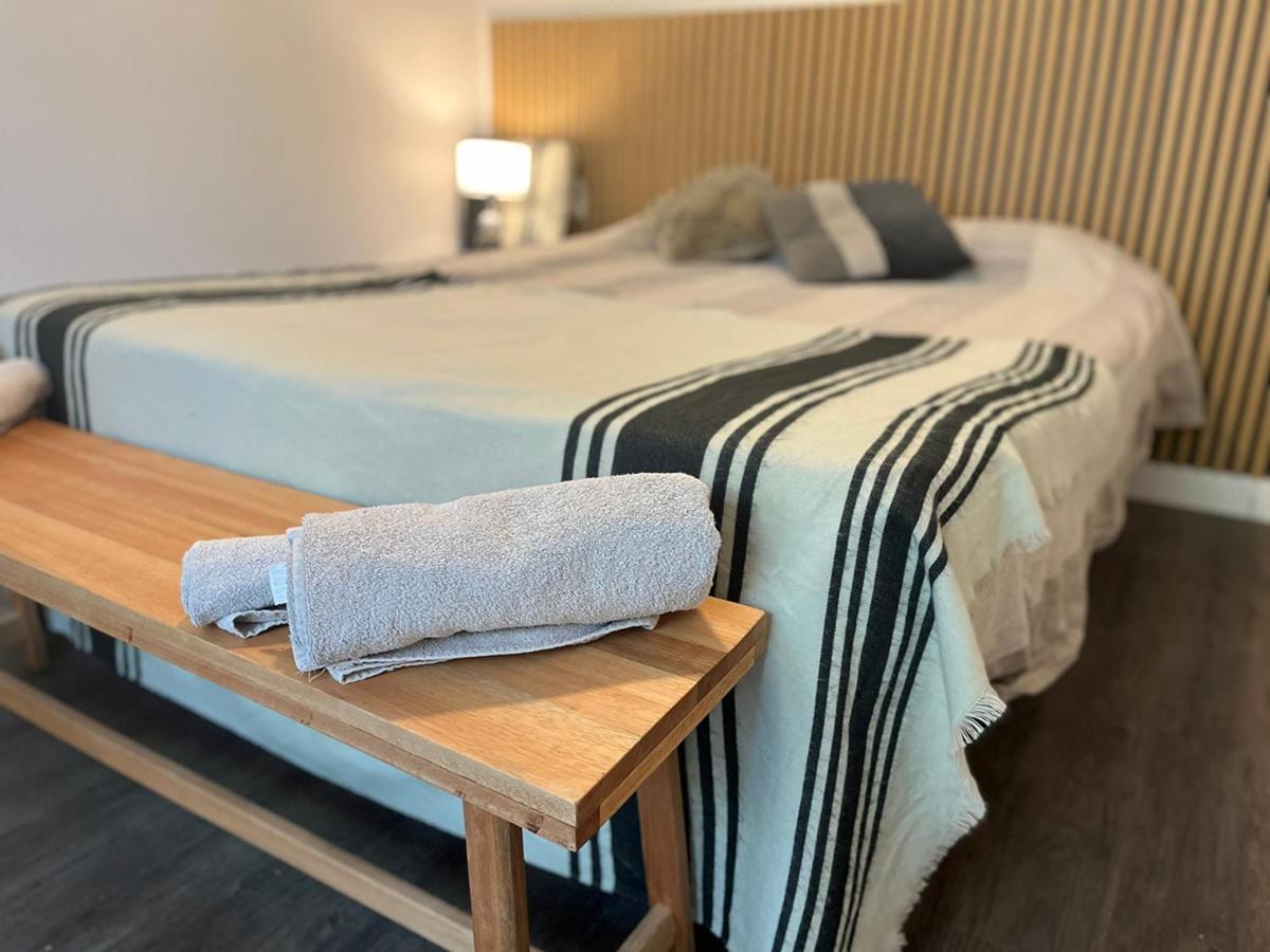 Con Piscina Y Parque Homestay Mendoza
